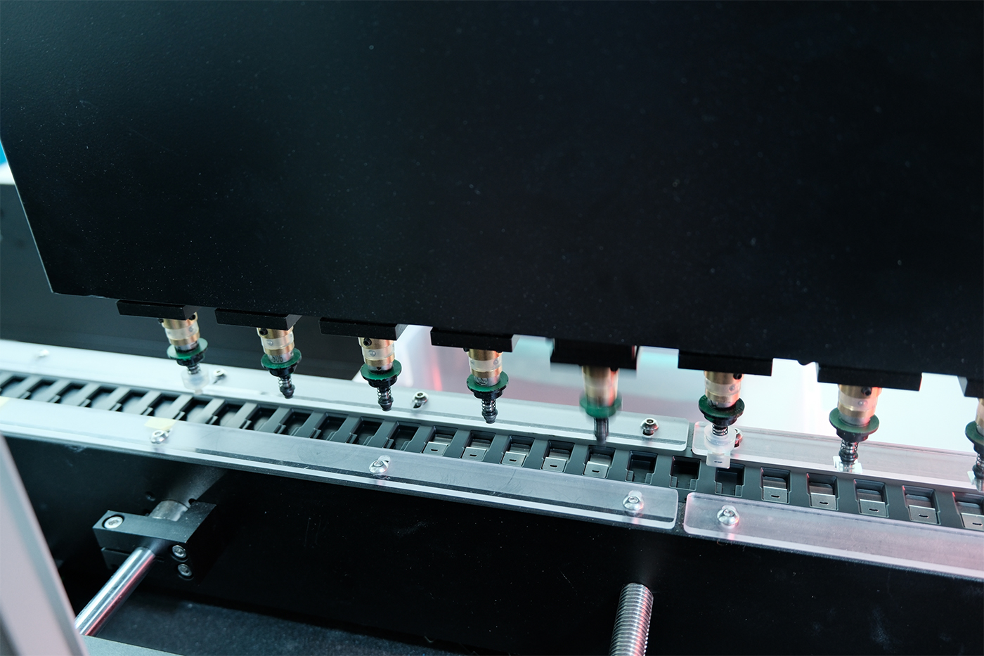 <span style="font-family:Nunito Sans;">Multi-Nozzle High-Efficiency Operation</span> <link href="https://fonts.googleapis.com/css?family=Nunito Sans" rel="stylesheet" type="text/css" />