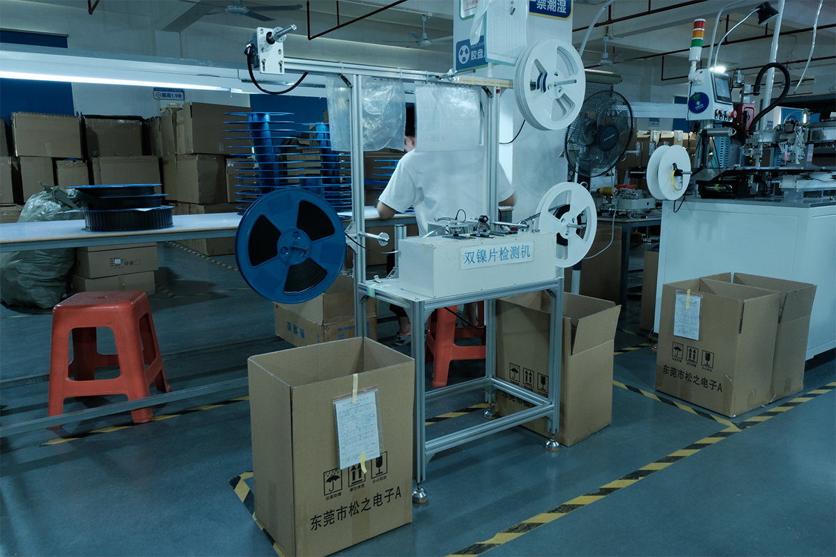 <span style="font-family:Nunito Sans;">Compact, Lightweight &amp; Energy-Efficient Design</span><br /> <link href="https://fonts.googleapis.com/css?family=Nunito Sans" rel="stylesheet" type="text/css" />